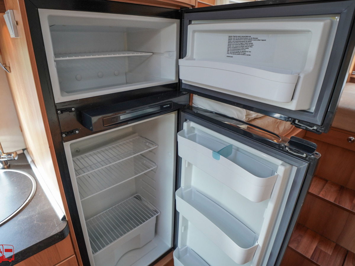 Hymer T 674 CL BIANCO-LINE Långbäddar Dragkrok I KAMPANJ, bild 32 av 41