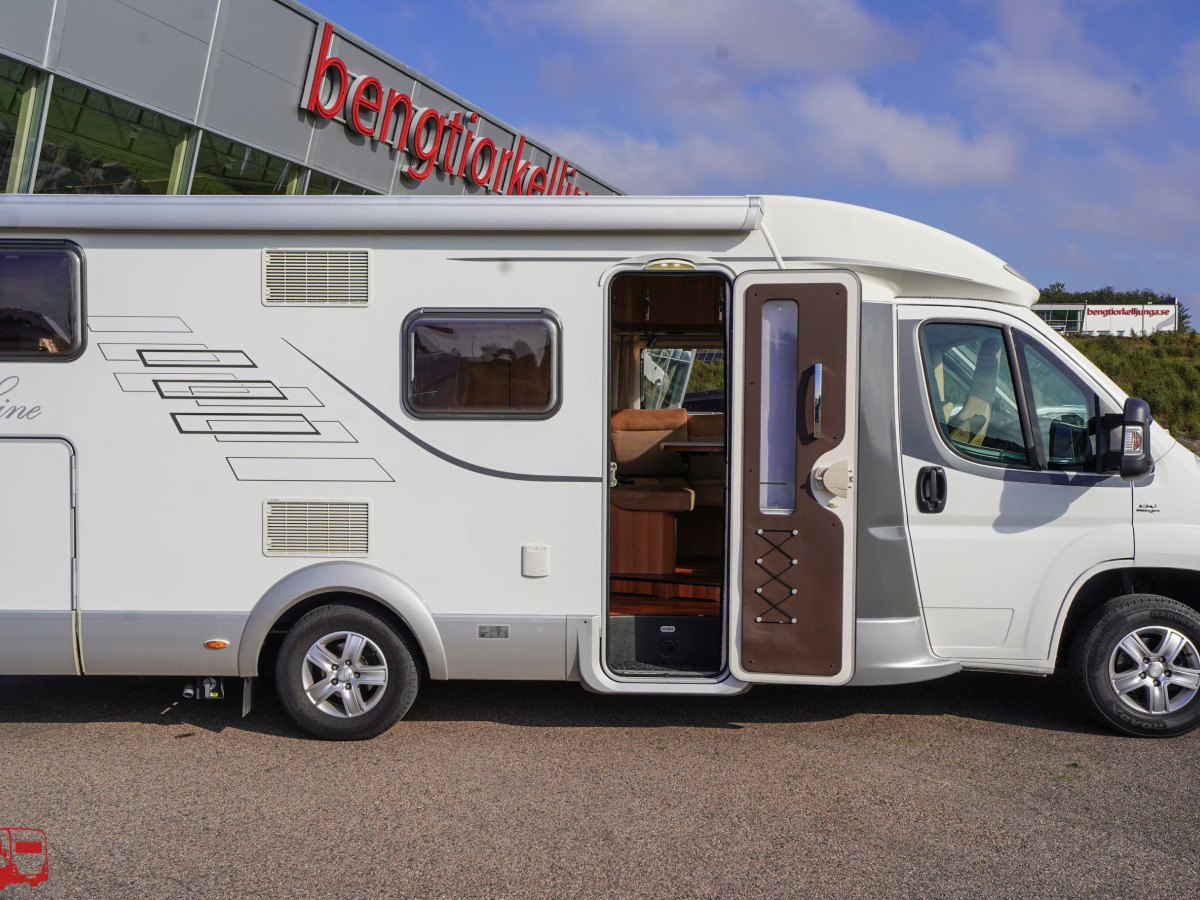 Hymer T 674 CL BIANCO-LINE Långbäddar Dragkrok I KAMPANJ, bild 4 av 41