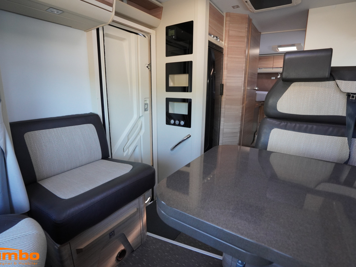 Adria CORAL S 670SL, AC, Solcell, bild 3 av 22