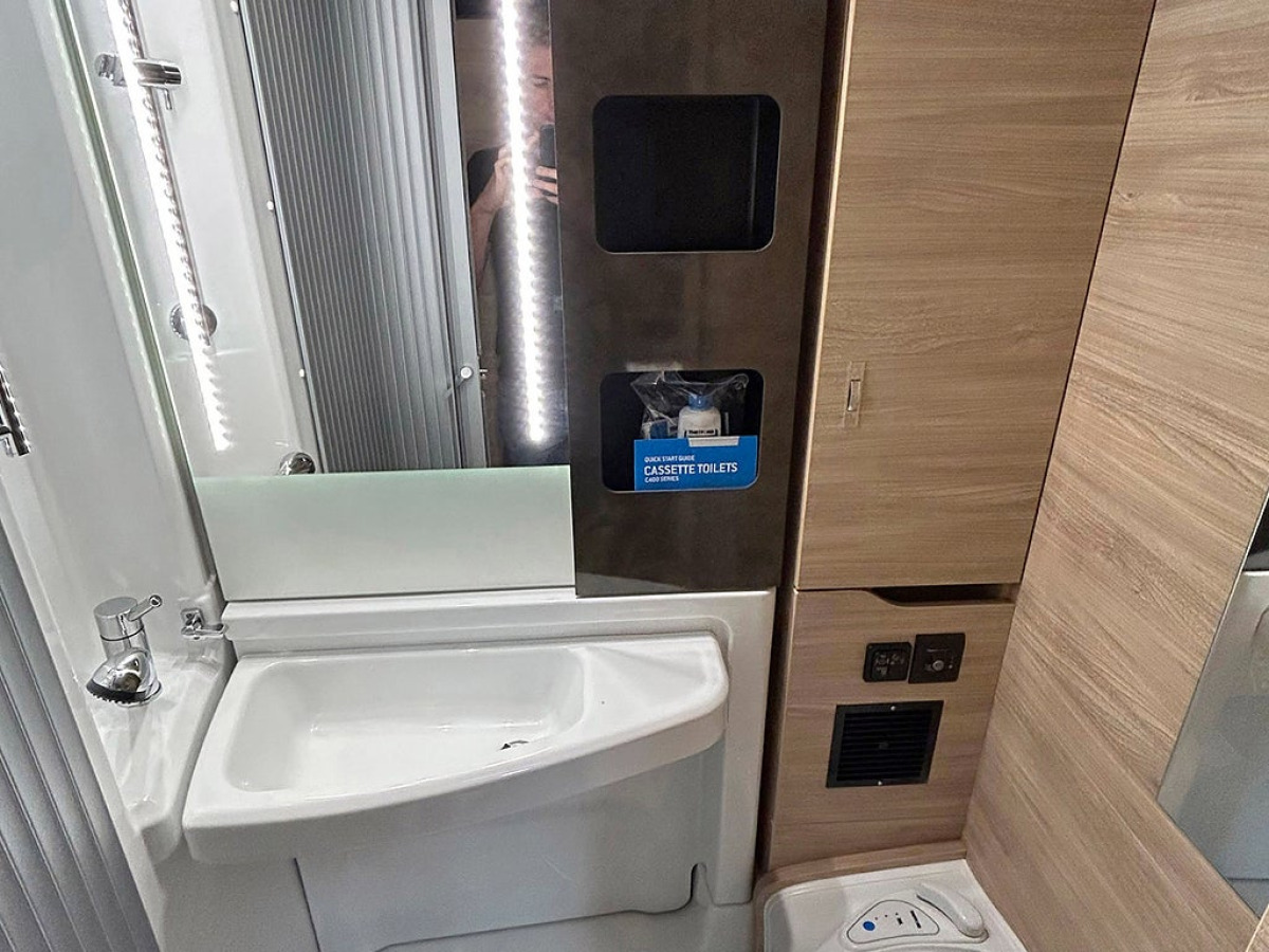 Knaus VAN TI PLUS 650 MEG Platinum Selection 4x4 AUTOMAT ALDE, bild 26 av 46