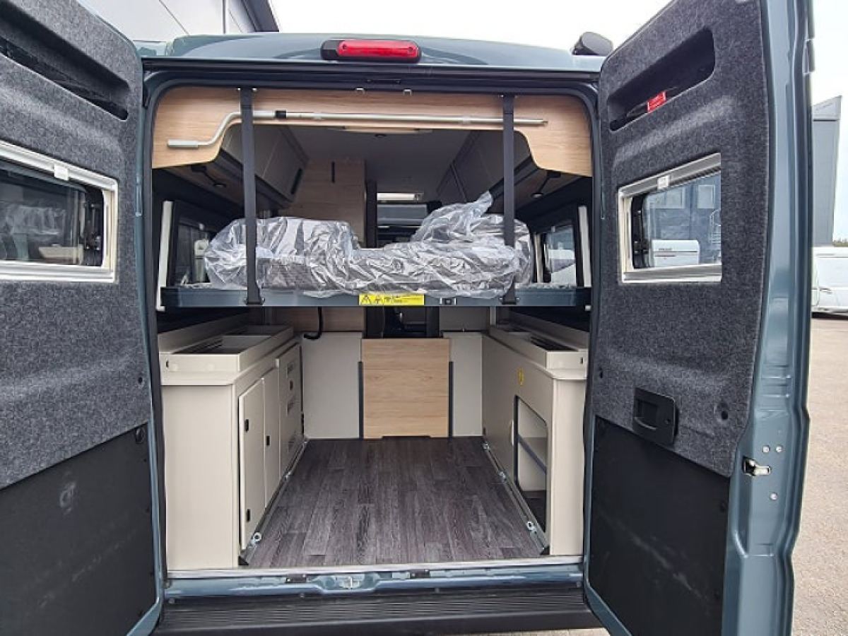 Knaus 630 MX Boxtime Dieselvärmare, Lyftsäng-EL, Långbädd, bild 4 av 14