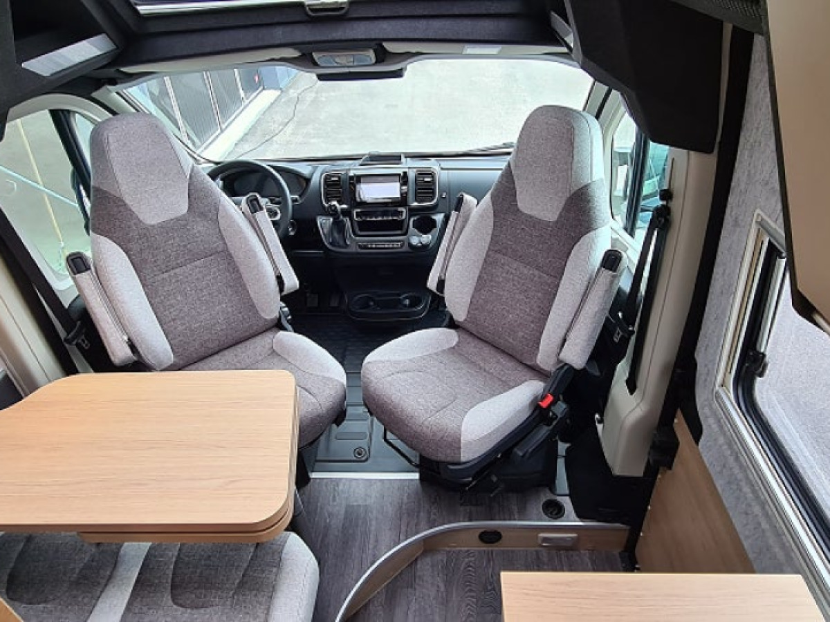 Knaus 630 MX Boxtime Dieselvärmare, Lyftsäng-EL, Långbädd, bild 12 av 14