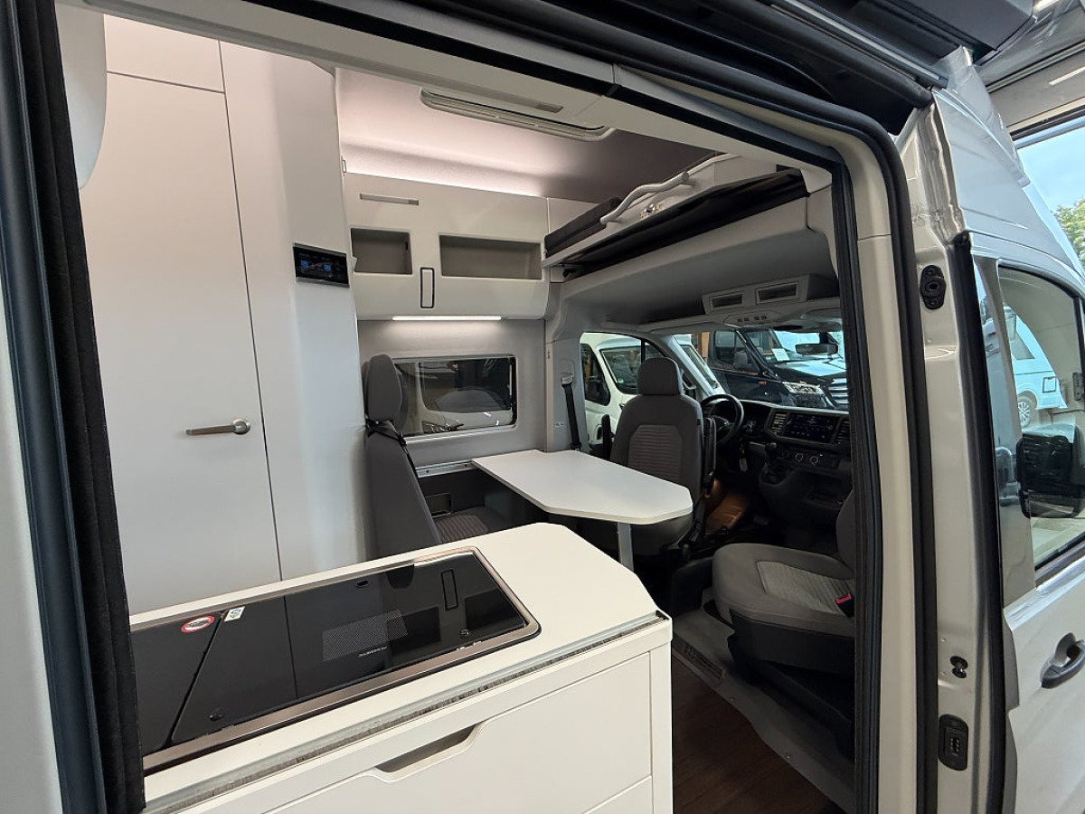 Volkswagen Grand California 600 *Taksäng*Dubbelsäng*, bild 6 av 17