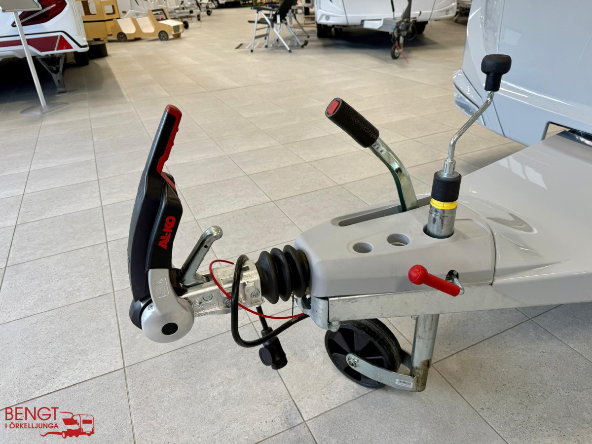 Knaus SÜDWIND BLACK SELECTION 580 UF, bild 9 av 35