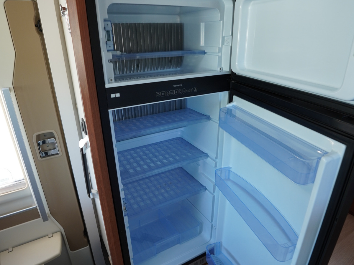 Rapido 8096, Automat, Alde, Solcell, bild 9 av 21