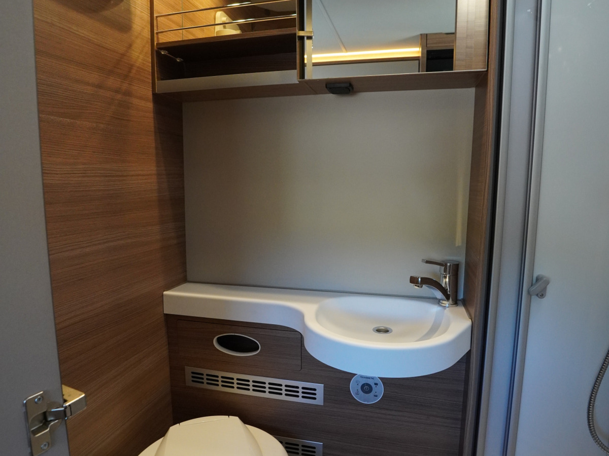 Knaus MEG 700, bild 11 av 21