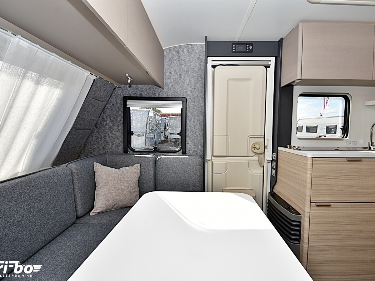Adria 502 UL Altea, Långbäddar, bild 6 av 25