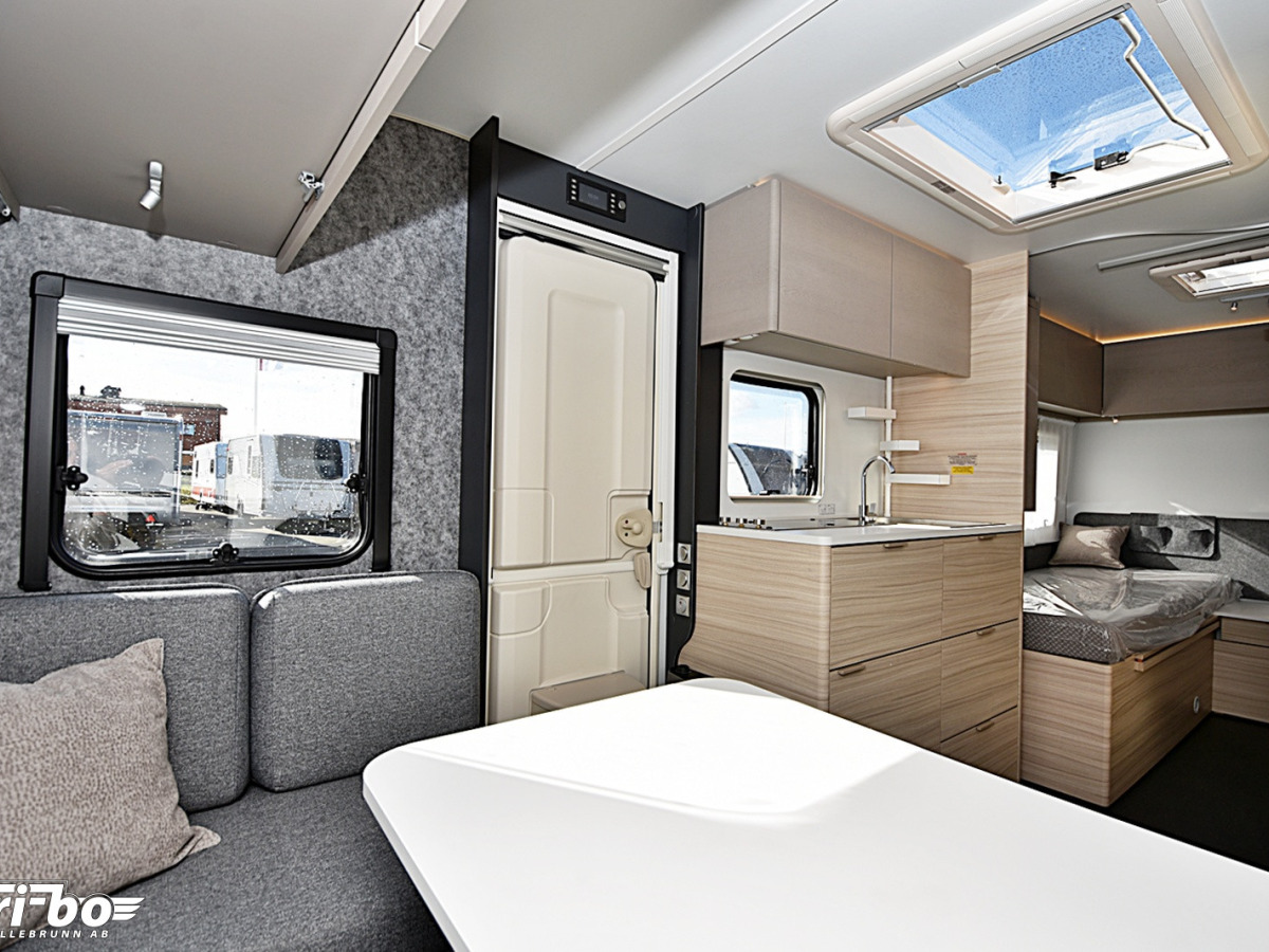 Adria 502 UL Altea, Långbäddar, bild 7 av 25
