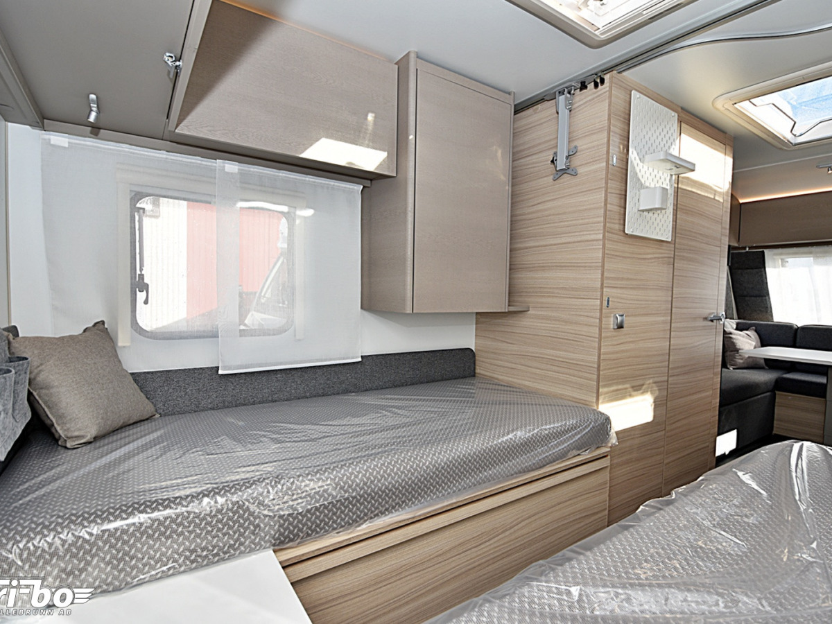 Adria 502 UL Altea, Långbäddar, bild 14 av 25