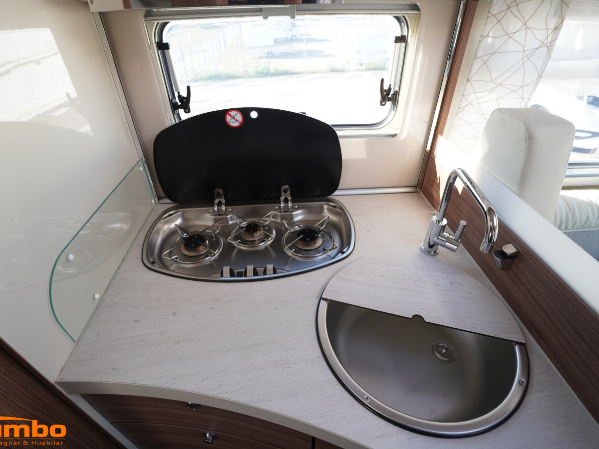 Eura Mobil IL 730 EB, bild 8 av 23