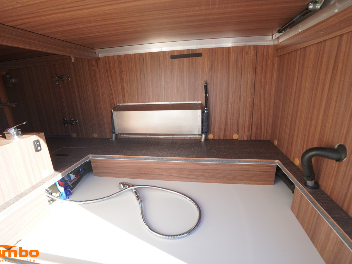 Eura Mobil IL 730 EB, bild 20 av 23