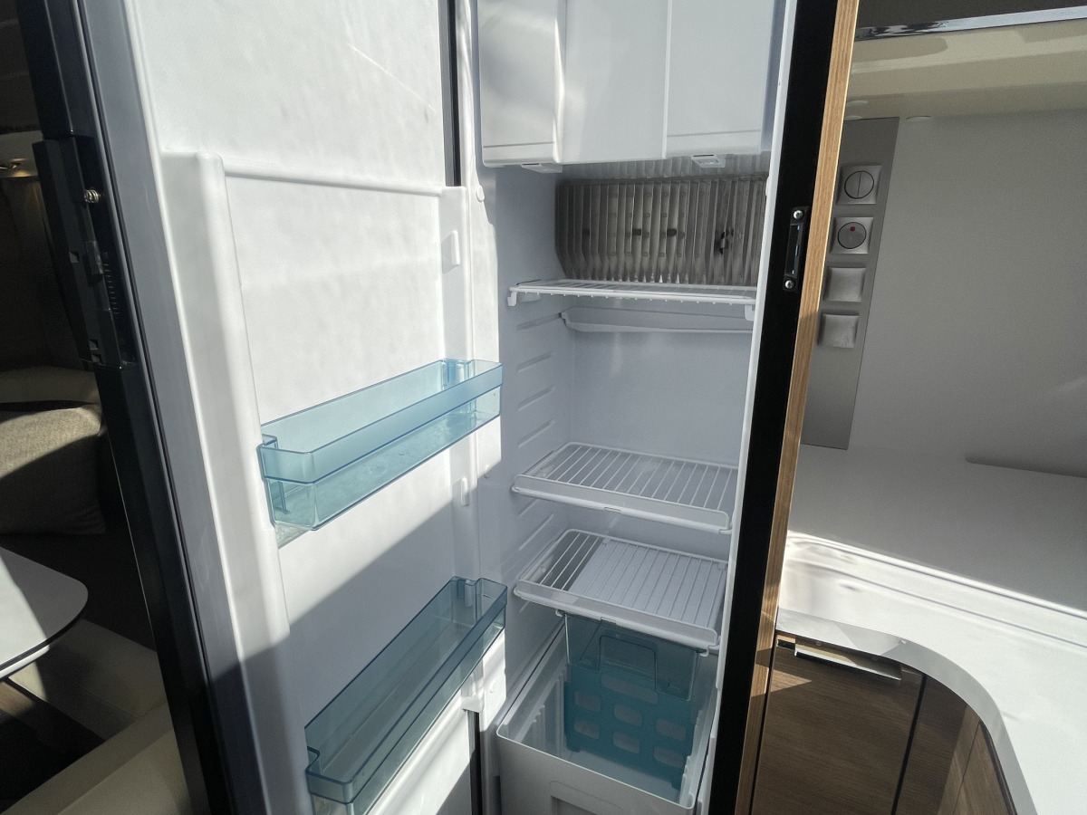 Adria ADORA 613 HT, bild 23 av 28
