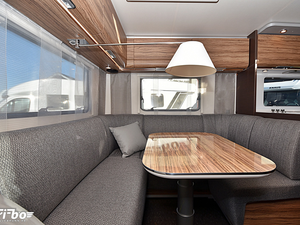 Adria 563 PU Astella Glam Edition, Dubbelbädd, bild 5 av 28
