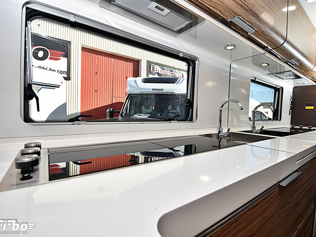 Adria 563 PU Astella Glam Edition, Dubbelbädd, bild 13 av 28