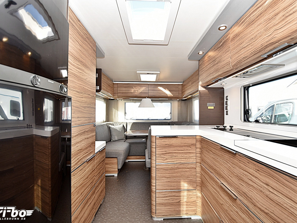Adria 563 PU Astella Glam Edition, Dubbelbädd, bild 19 av 28