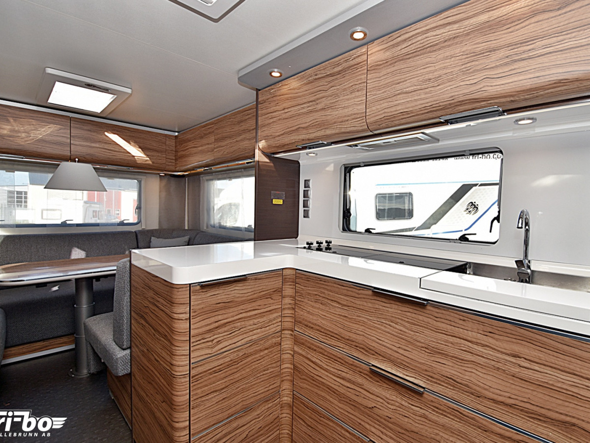 Adria 563 PU Astella Glam Edition, Dubbelbädd, bild 20 av 28
