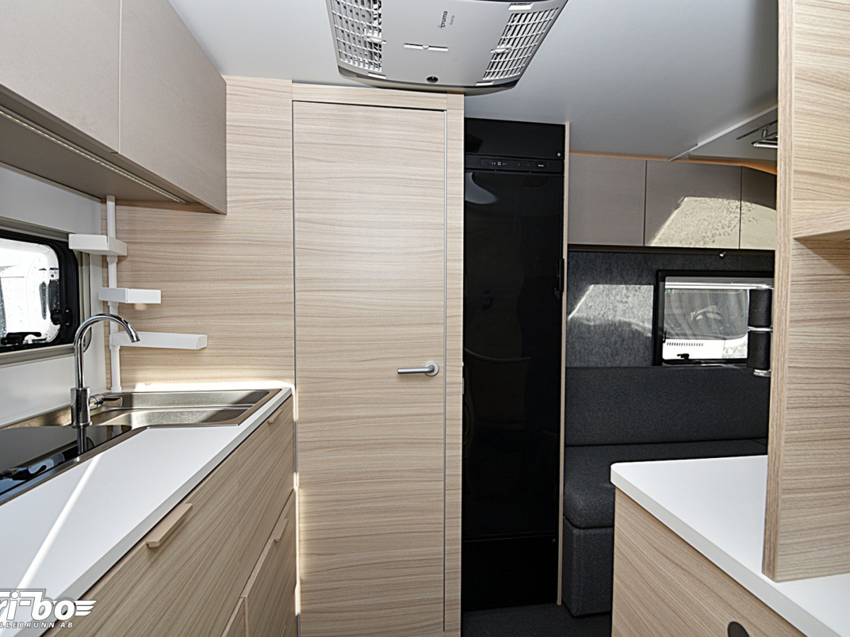 Adria 362 LH Altea, Långbäddar, bild 4 av 21