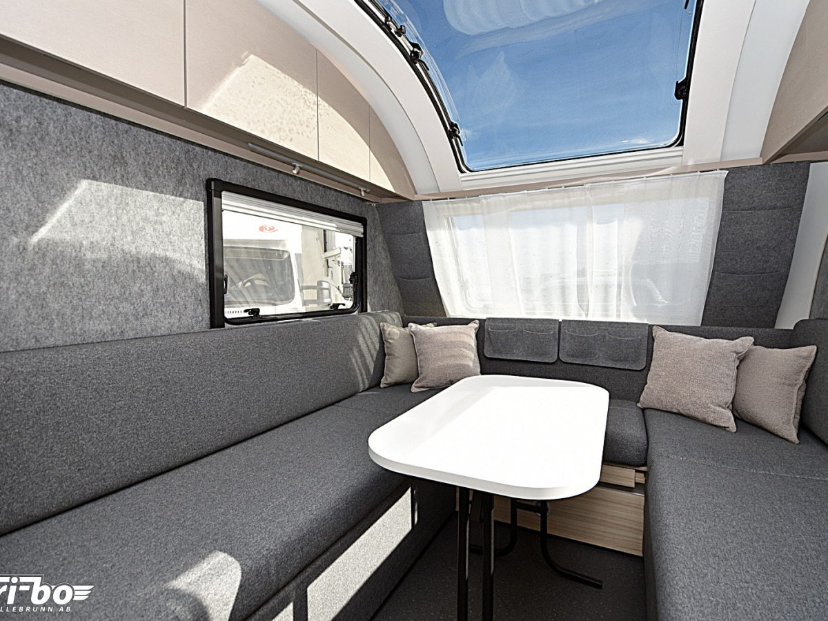 Adria 362 LH Altea, Långbäddar, bild 7 av 21