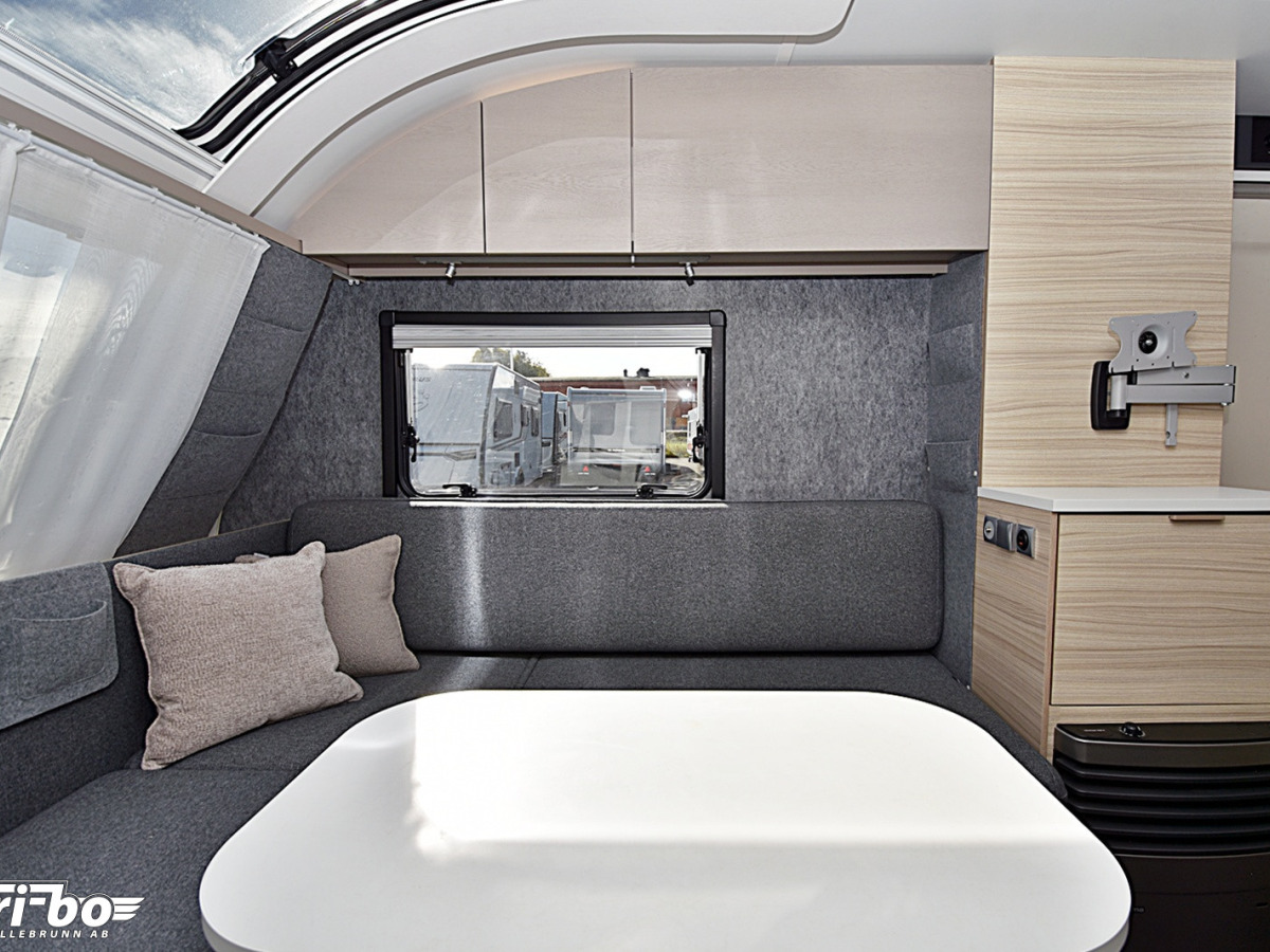 Adria 362 LH Altea, Långbäddar, bild 8 av 21