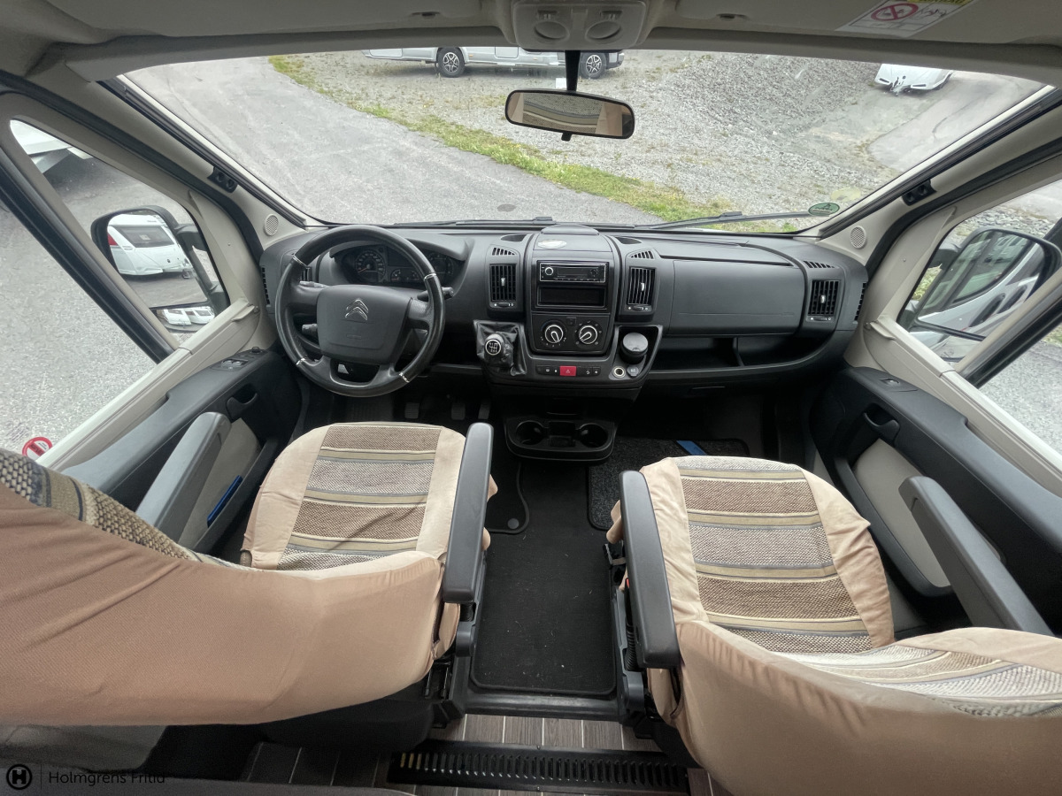 Adria TWIN 600 SPT, bild 17 av 22