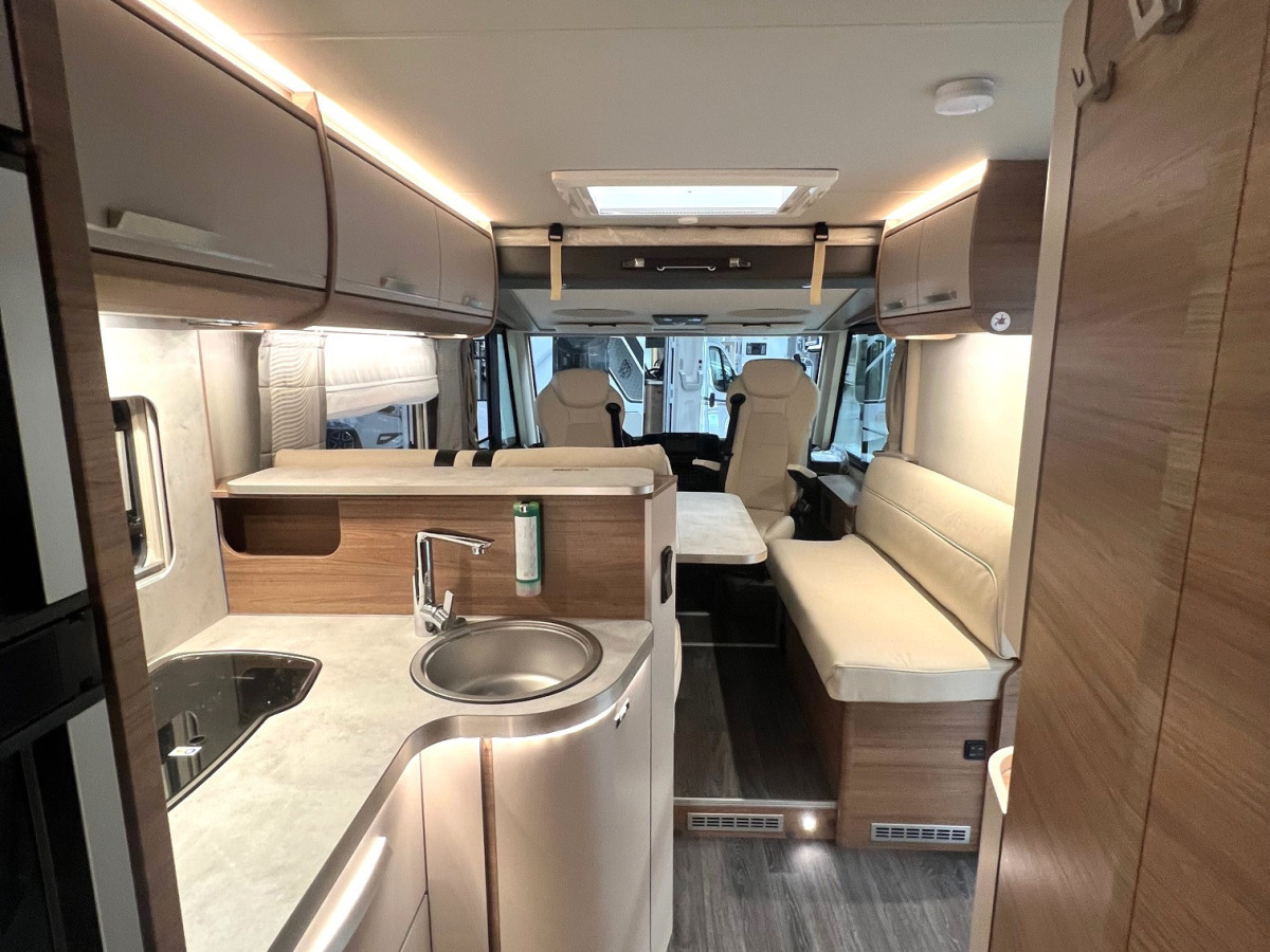 Knaus LVE I 900 LEG, bild 15 av 17