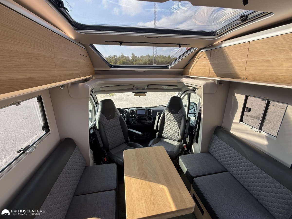 Adria CORAL PLUS 670 DL *ALDE / Solpanel / Lithium*, bild 3 av 40