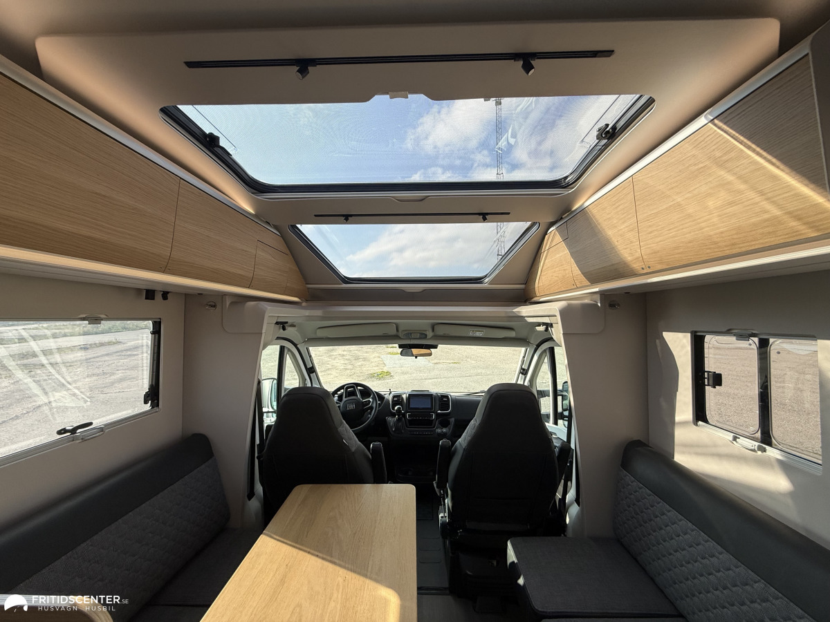 Adria CORAL PLUS 670 DL *ALDE / Solpanel / Lithium*, bild 5 av 40