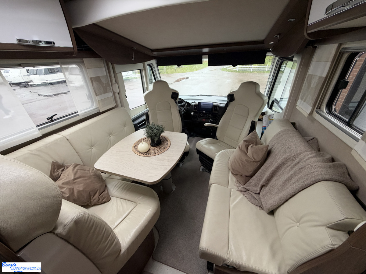 Frankia F-LINE 840 QD LUXURY LINE HYDRAL. STÖDBEN MYCKET VÄLUTRUSTAD, bild 8 av 21