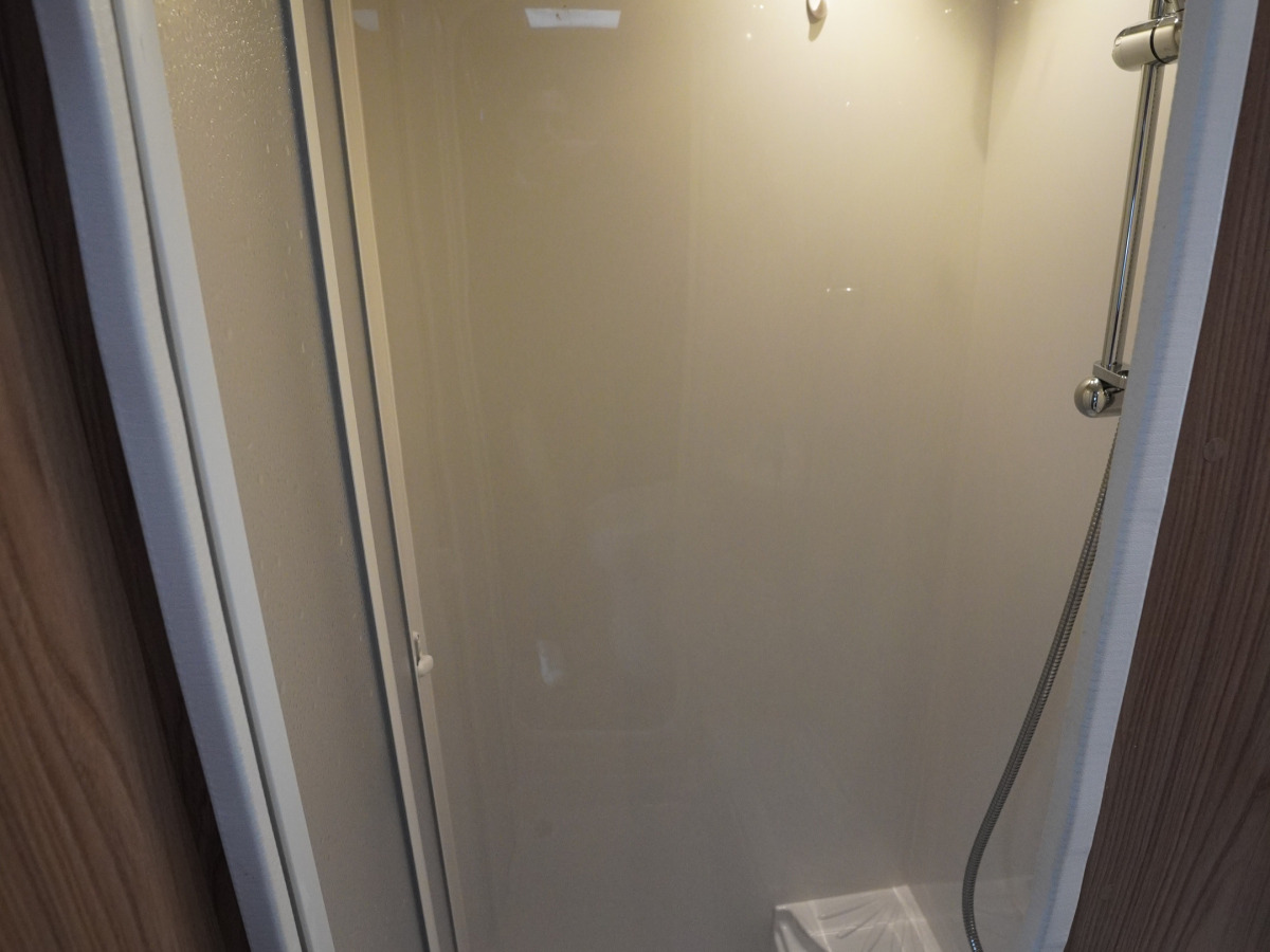 Swift 774, Solcell, 150hk, Ugn, bild 8 av 16