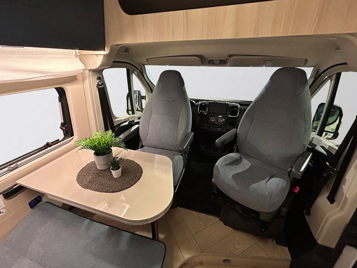 CHALLENGER V217 Break Edition - LÅNGBÄDDAR - AUTOMAT - DIESELVÄRMARE - KAMP, bild 7 av 45