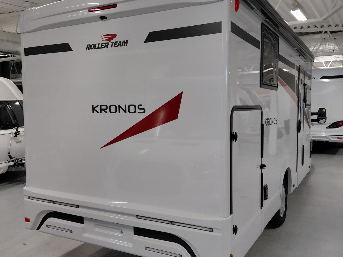Roller Team Kronos Kampanj Ford 267 TL, bild 2 av 12