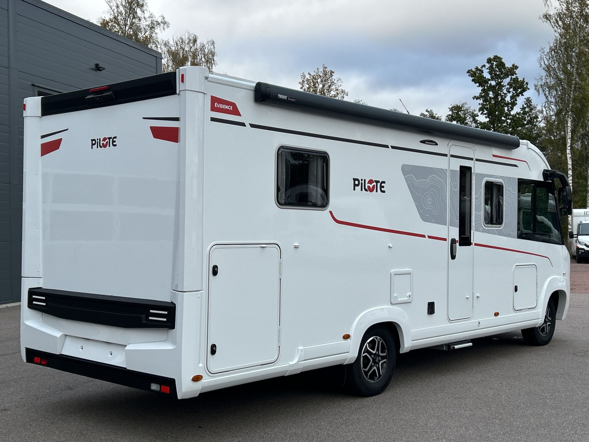 Pilote G740 FC Queenbed, bild 4 av 36