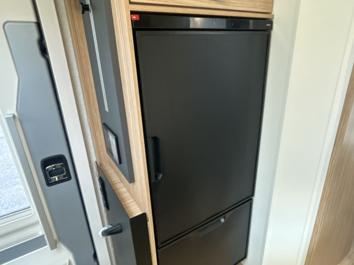 Pilote G740 FC Queenbed, bild 26 av 36