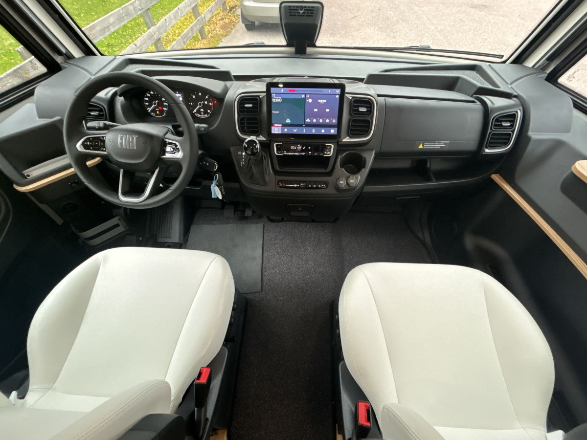 Pilote G740 FC Queenbed, bild 30 av 36