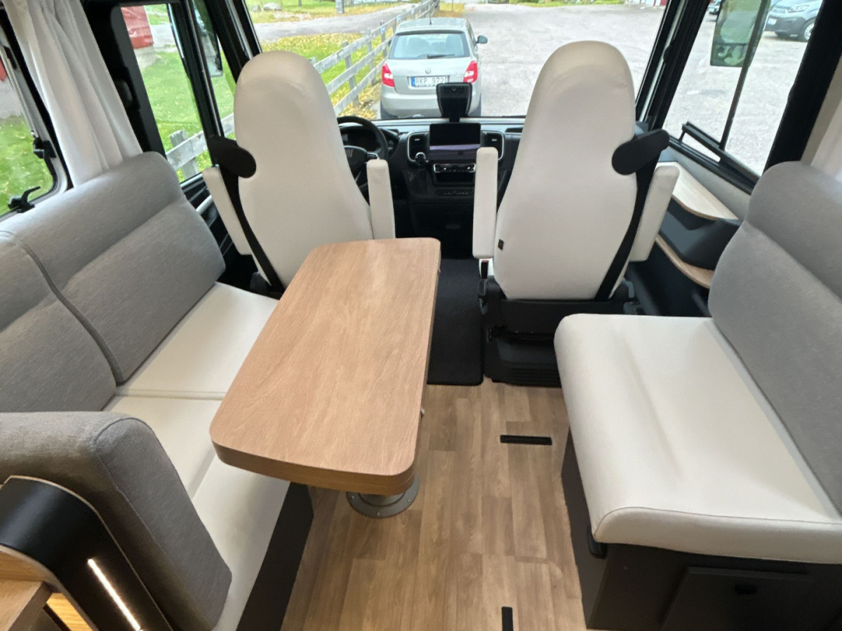 Pilote G740 FC Queenbed, bild 31 av 36