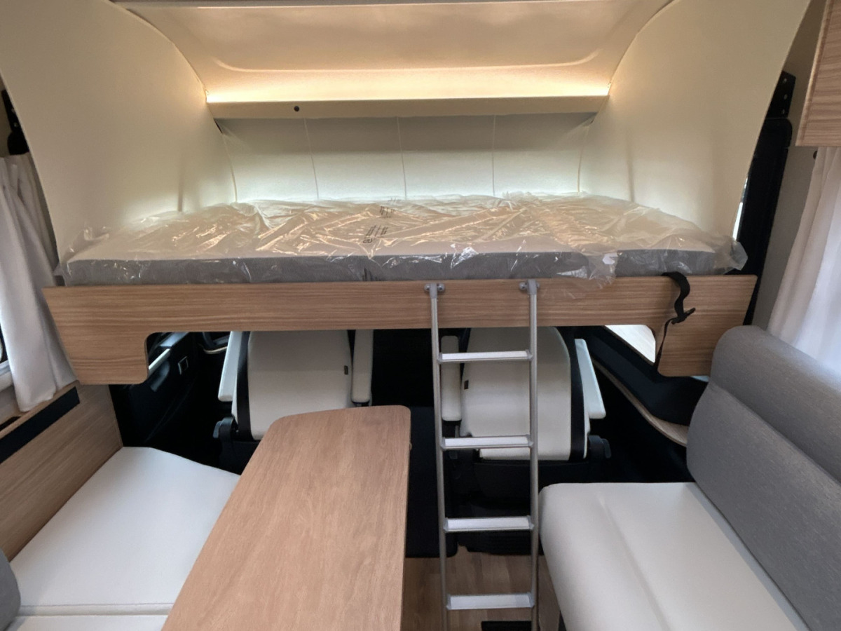 Pilote G740 FC Queenbed, bild 35 av 36