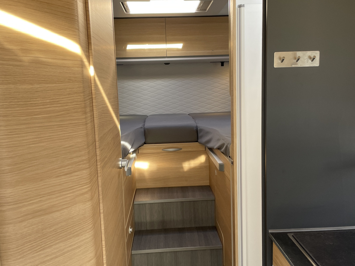Adria SONIC 700 SL, bild 9 av 13