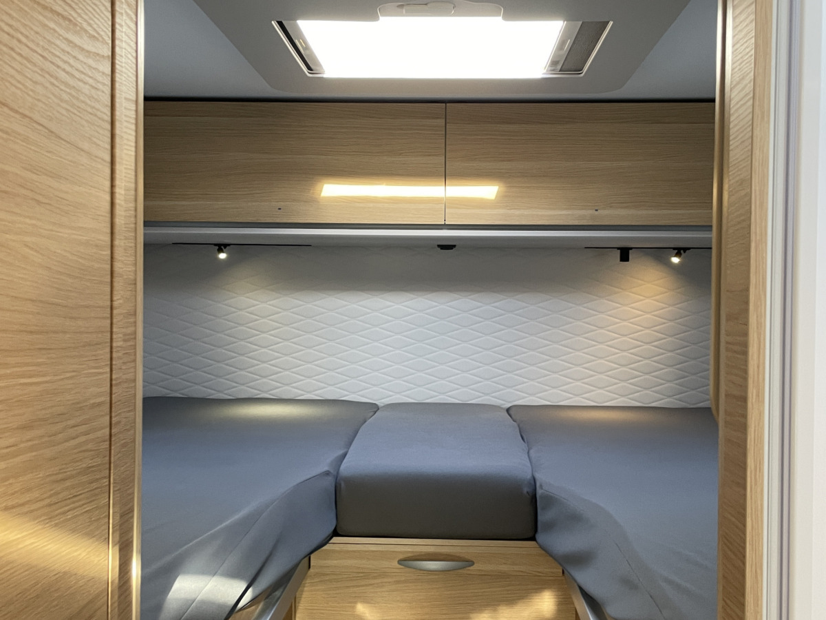 Adria SONIC 700 SL, bild 12 av 13