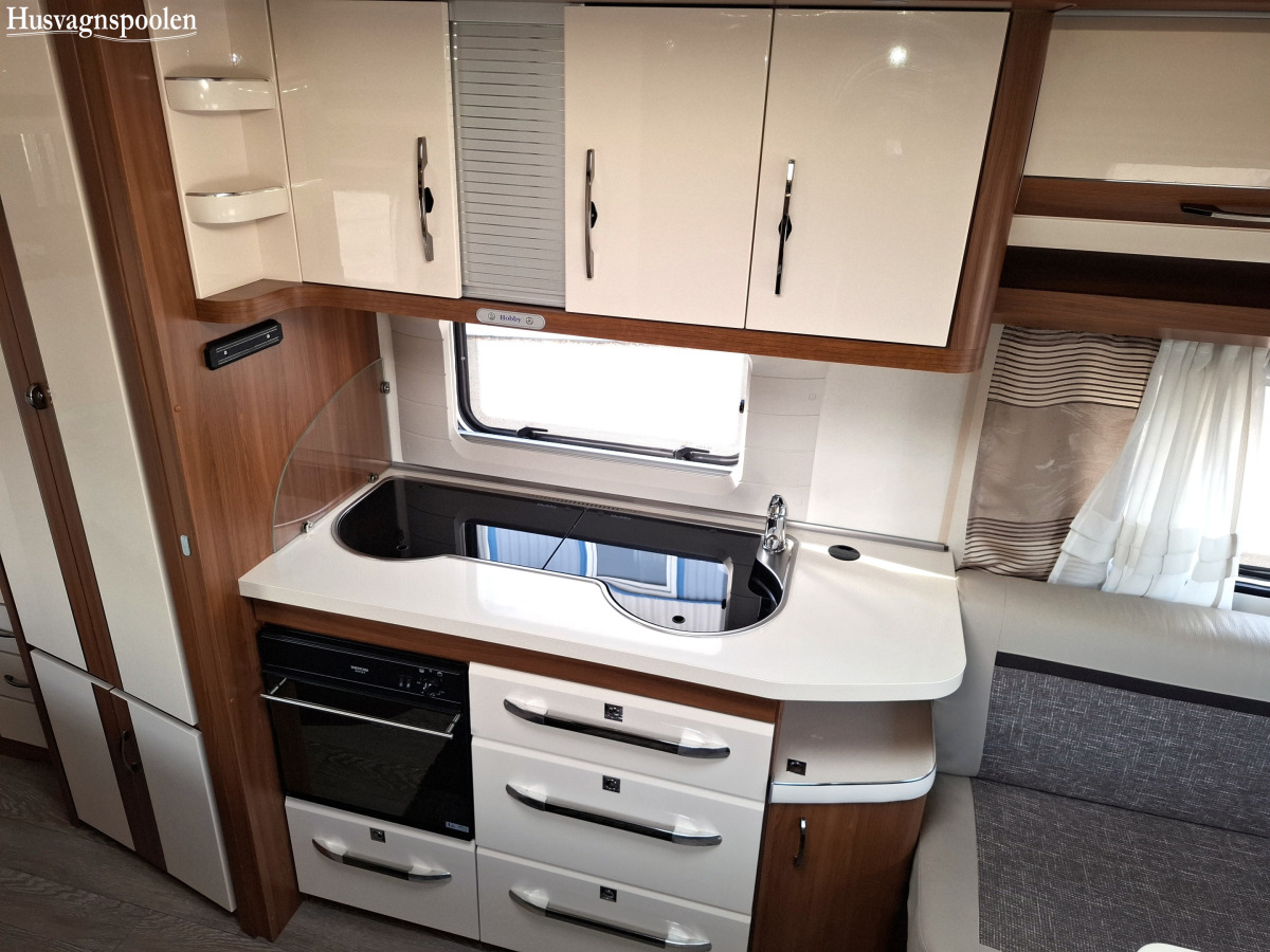 Hobby 560 WFU EXCELLENT Alde, Dubbelbädd, Förtält, Mover, bild 7 av 10