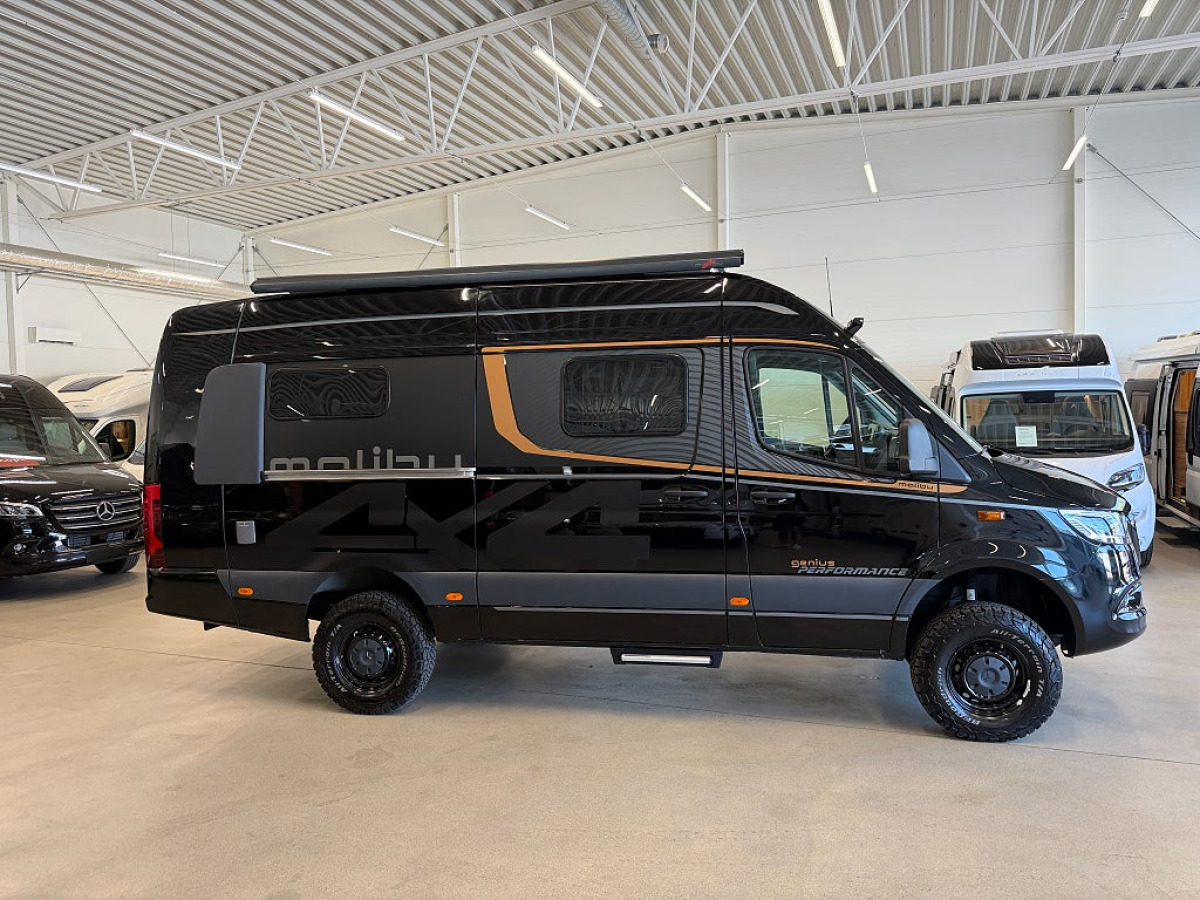 Malibu Carthago Van Genius 641 LE 4x4 Performance *Långbädd*, bild 2 av 21