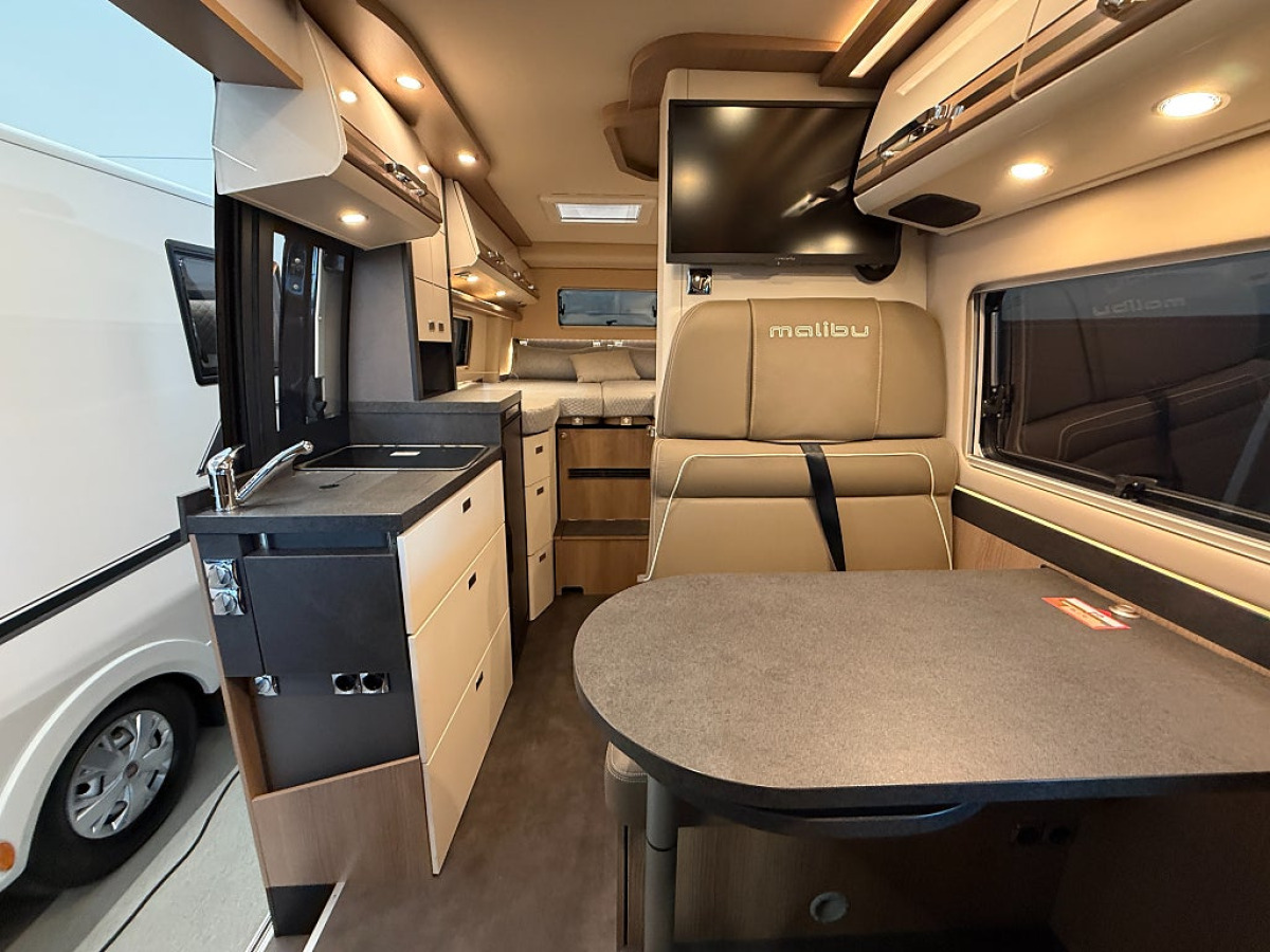 Malibu Carthago Van Genius 641 LE 4x4 Performance *Långbädd*, bild 11 av 21