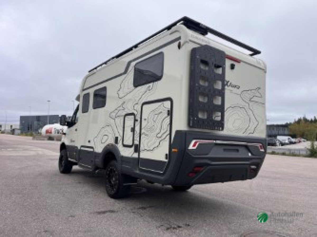 Eura Mobil XTURA 686 EF / 4 Åkande / 3 Sovande, bild 3 av 21