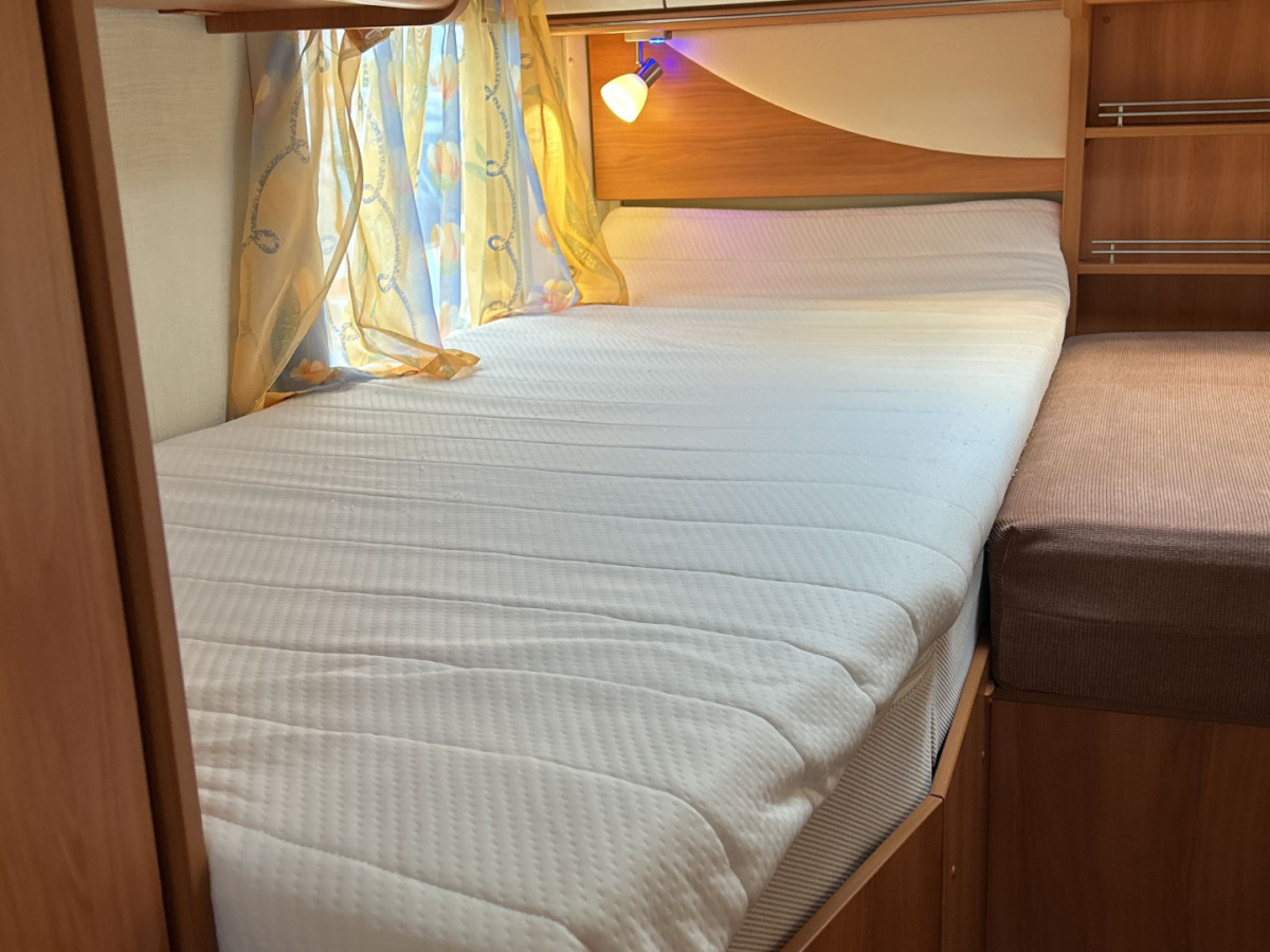 Hymer 474 höga långbäddar, bild 10 av 28