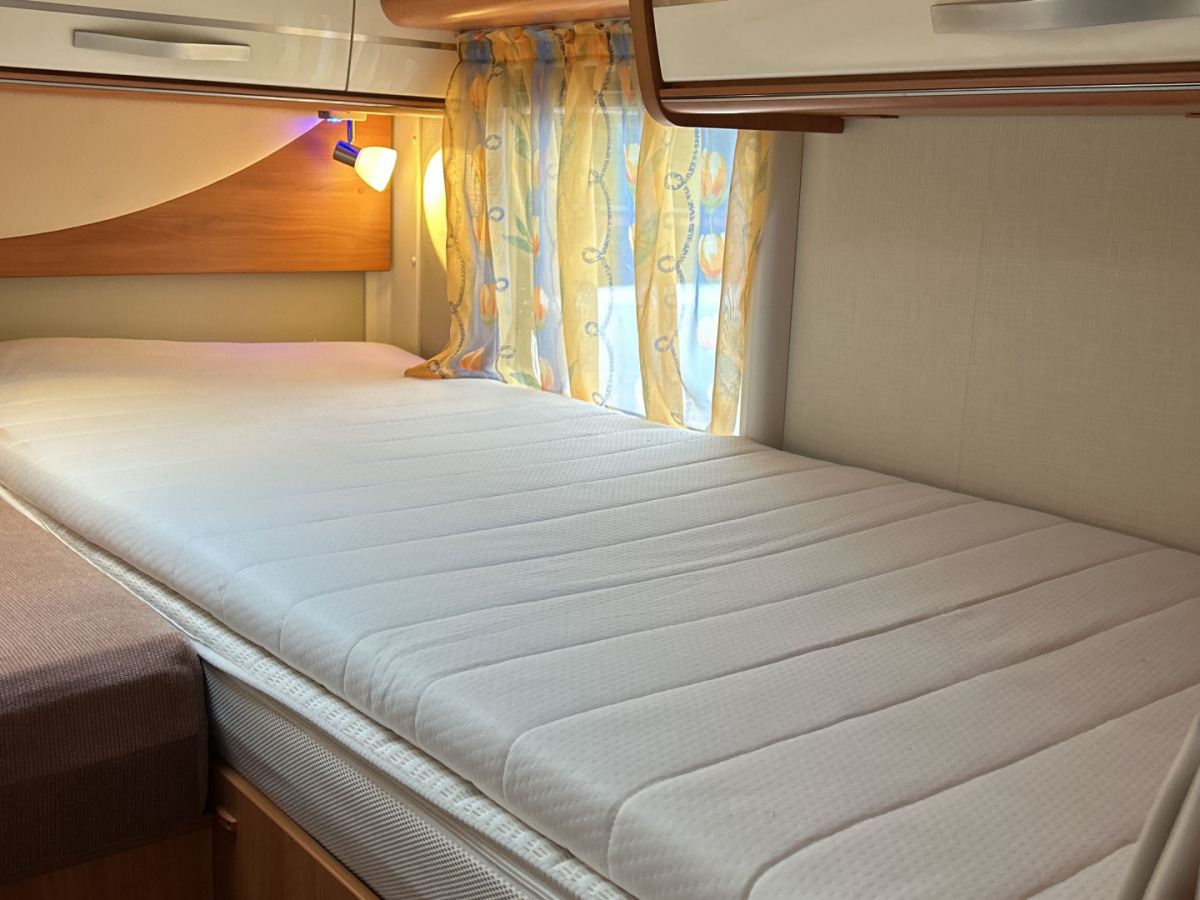 Hymer 474 höga långbäddar, bild 11 av 28