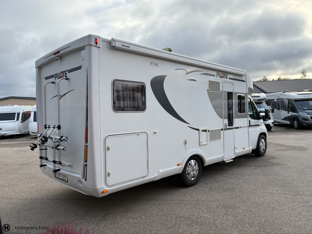 Pilote P746GJ, bild 3 av 14