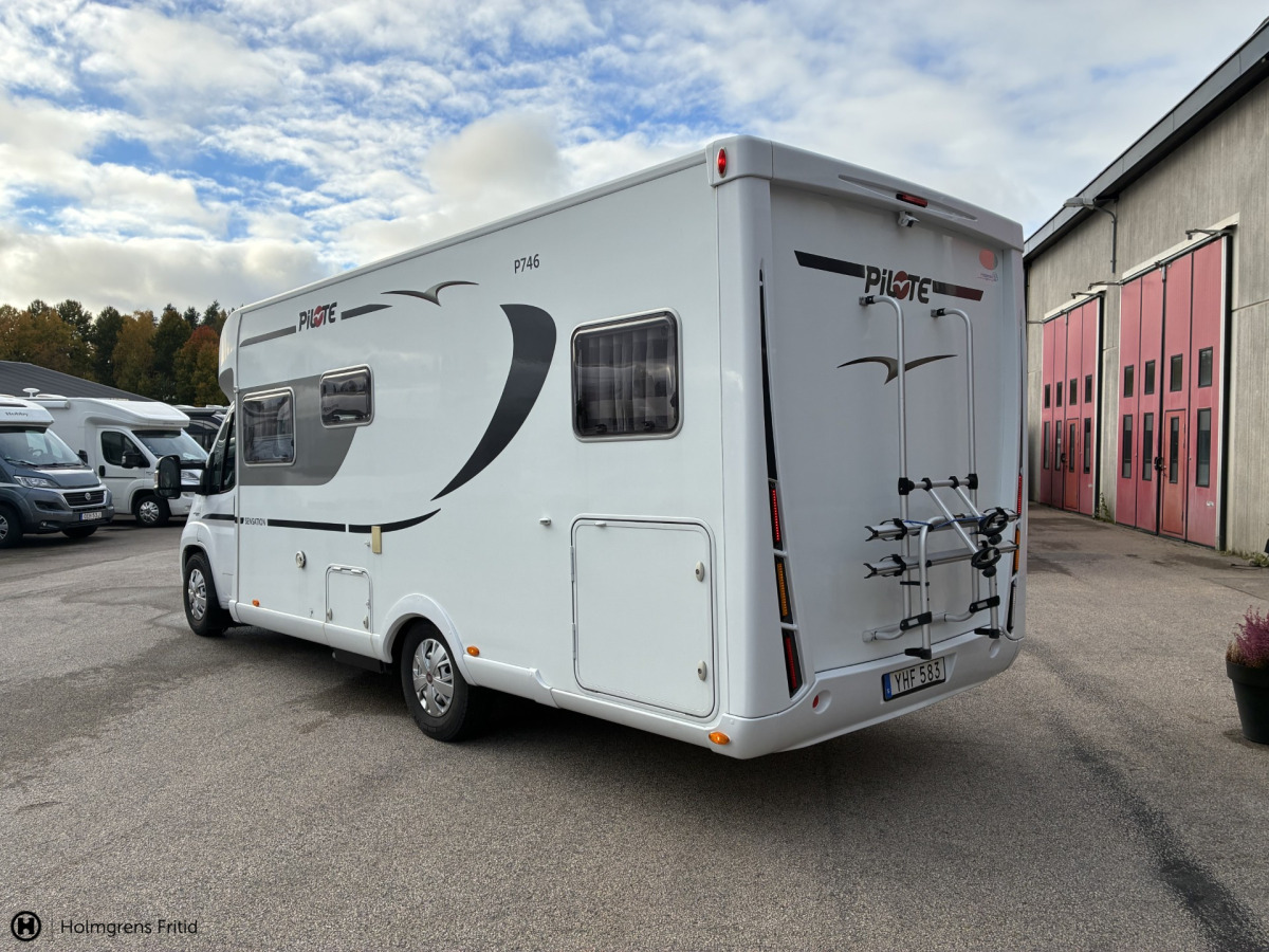 Pilote P746GJ, bild 4 av 14