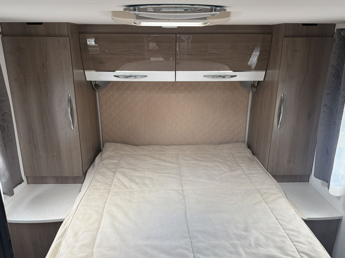 Pilote P746 C Queenbed, bild 16 av 17