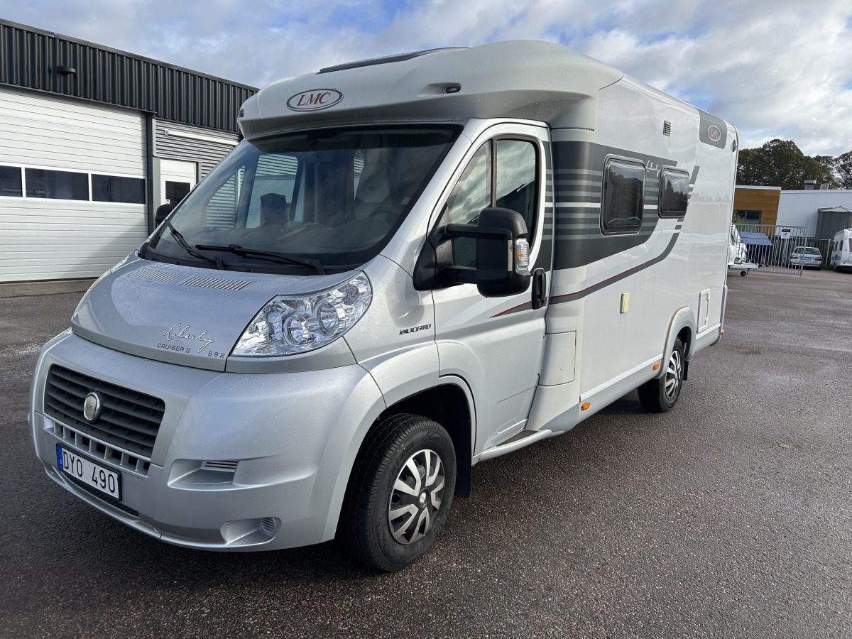 LMC T592 Franskbädd 5,99 m, bild 2 av 22