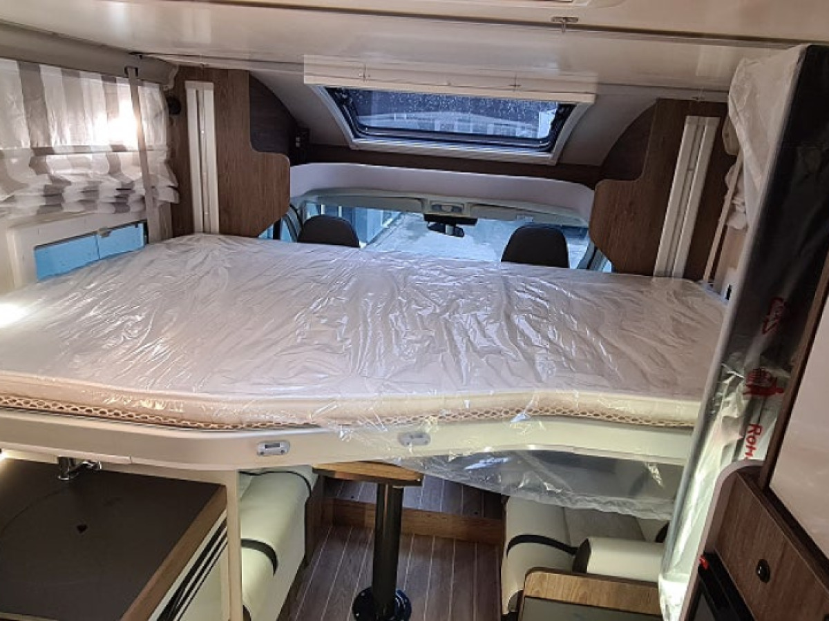 Ci Magis 87 XT Air Edition Långbädd, automat, Truma AC, solceller, bild 14 av 18
