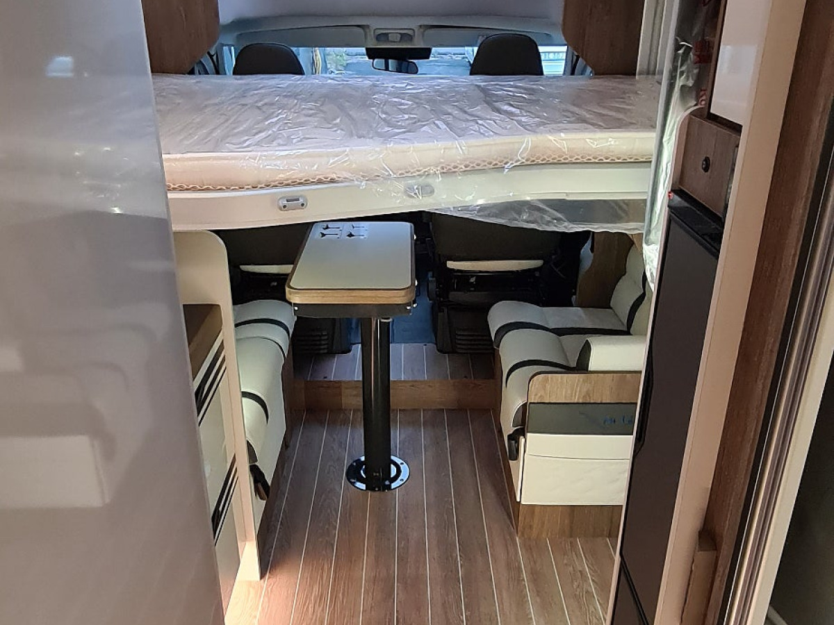 Ci Magis 87 XT Air Edition Långbädd, automat, Truma AC, solceller, bild 15 av 18